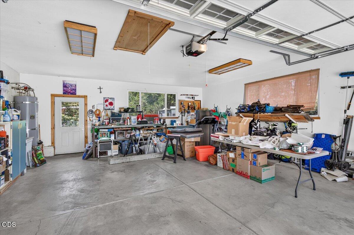 2240 Hull Road Medford, OR 97501 - Photo 42 of 49