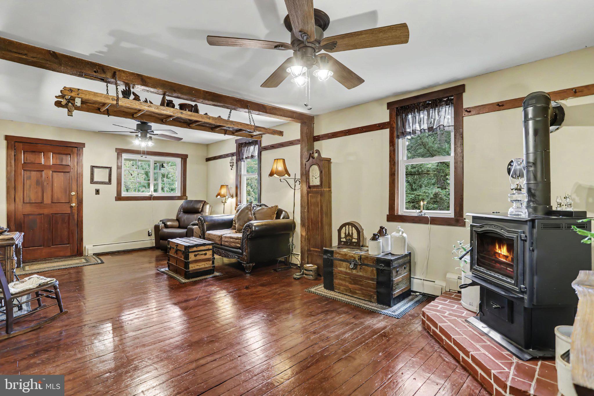 390 Miller Road Elizabethtown, PA 17022 - Photo 7 of 51 Gallery Image 7
