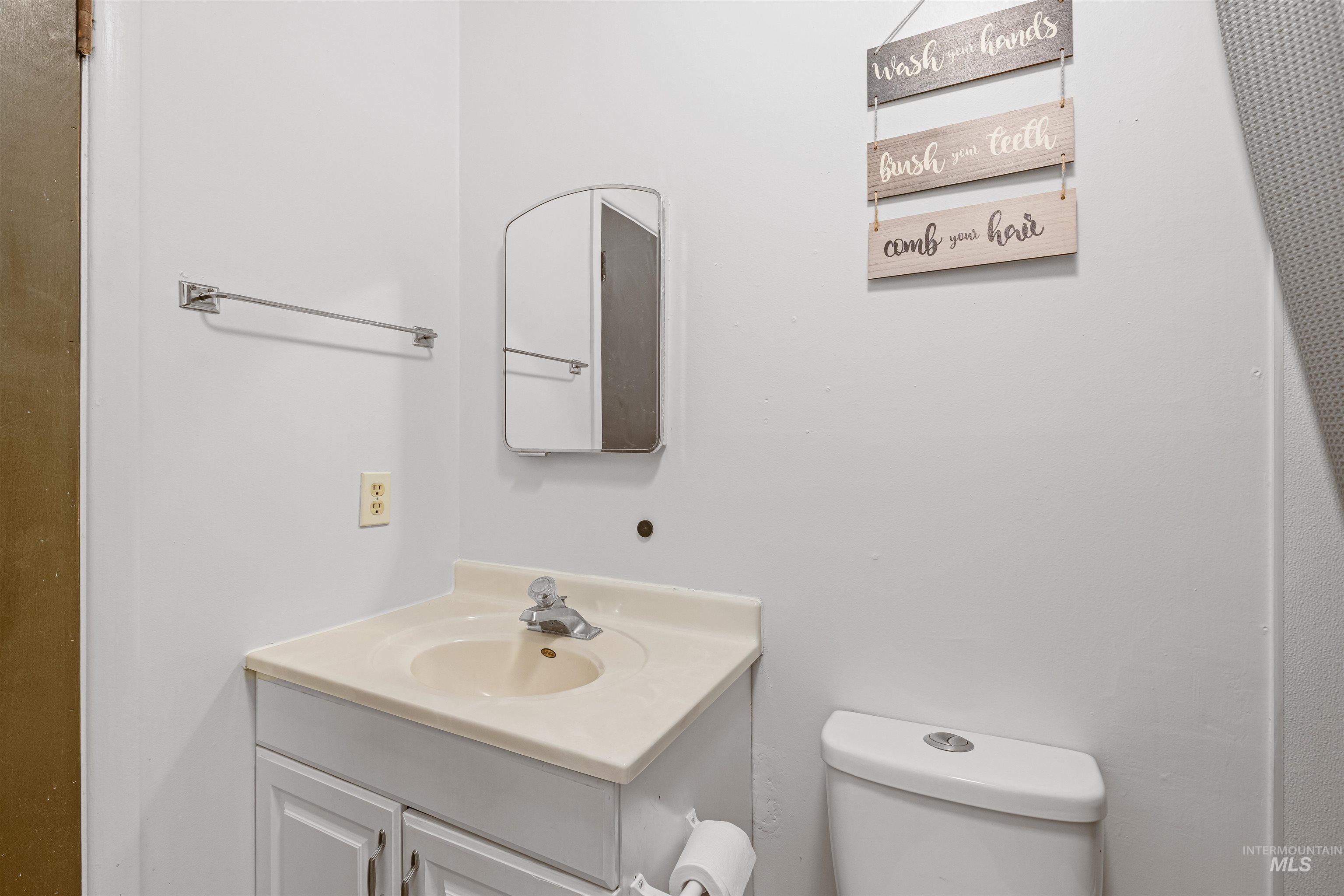 737 4th Street Clarkston, WA 99403 - Photo 12 of 24