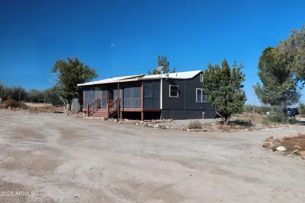 $214,000 | 704 West Calle Connecticut, Cochise, AZ 85606