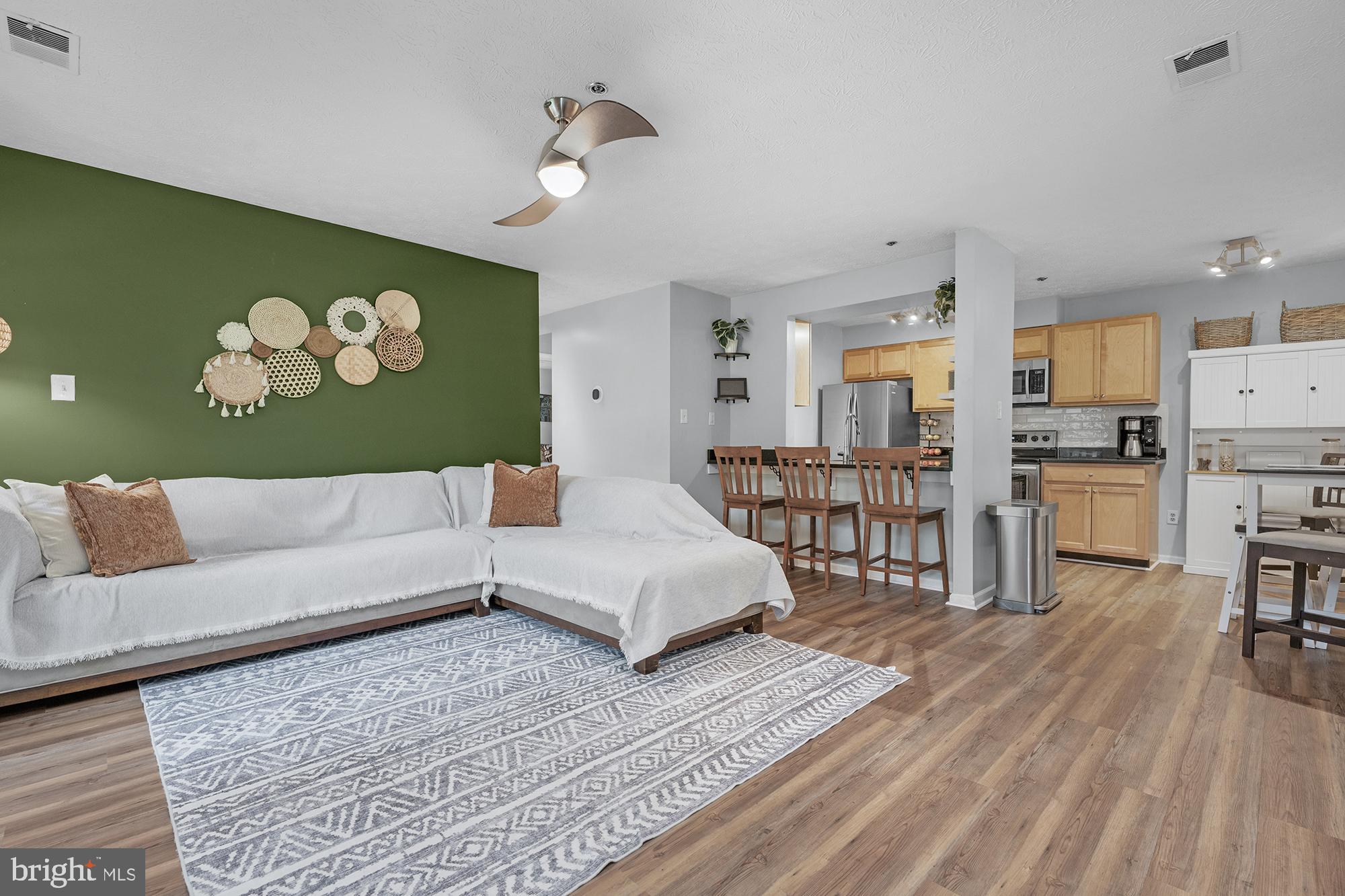 6420 Greenfield Road, Unit 802 Elkridge, MD 21075 - Photo 5 of 21