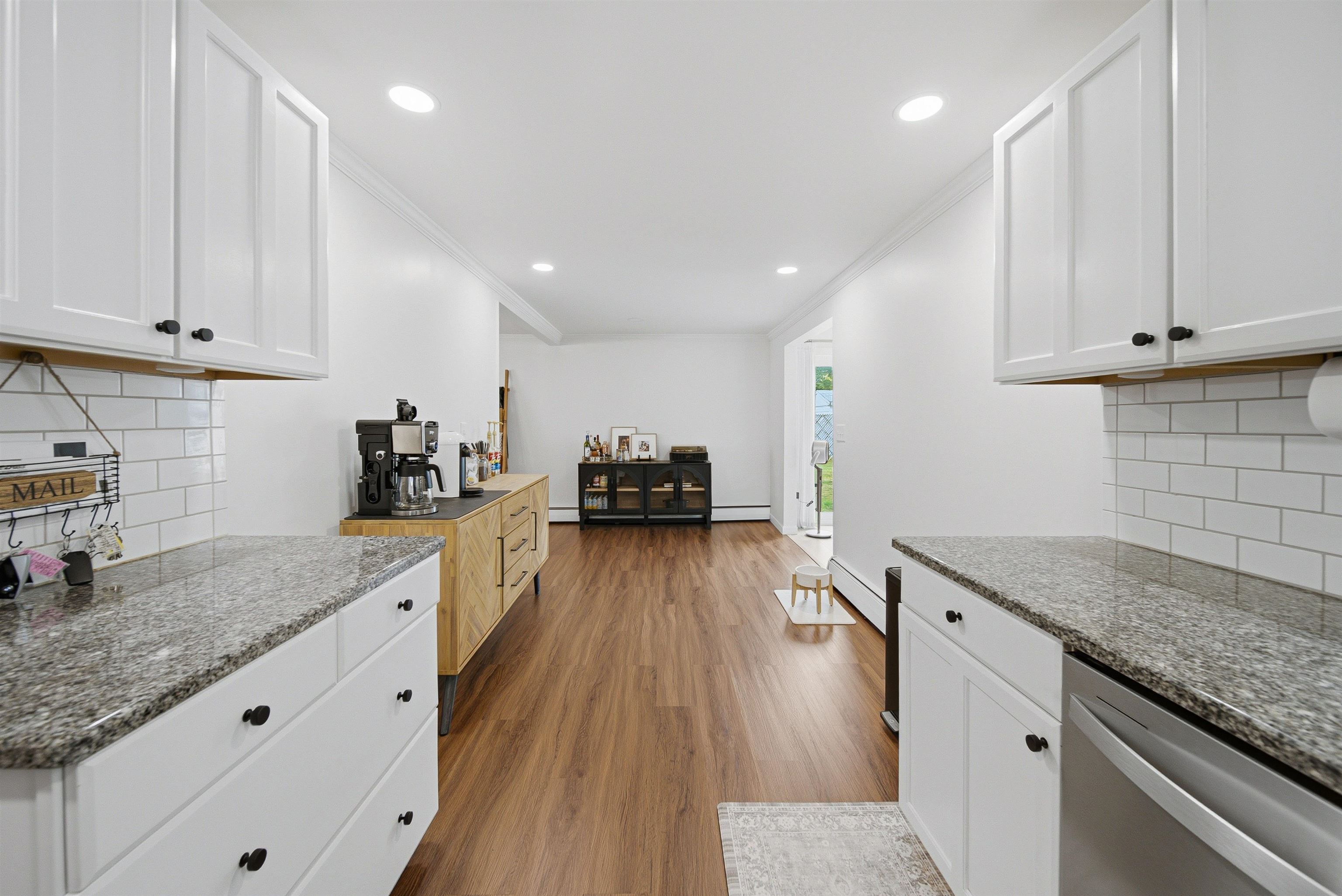 17 Juniper Road Salem, NH 03079 - Photo 10 of 49 Gallery Image 10