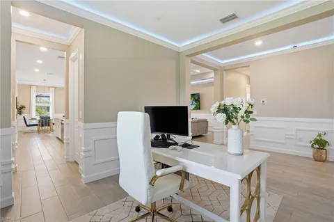 $699,998 | 17120 Serengeti Circle, Alva, FL 33920