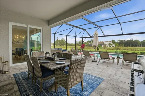 $699,998 | 17120 Serengeti Circle, Alva, FL 33920