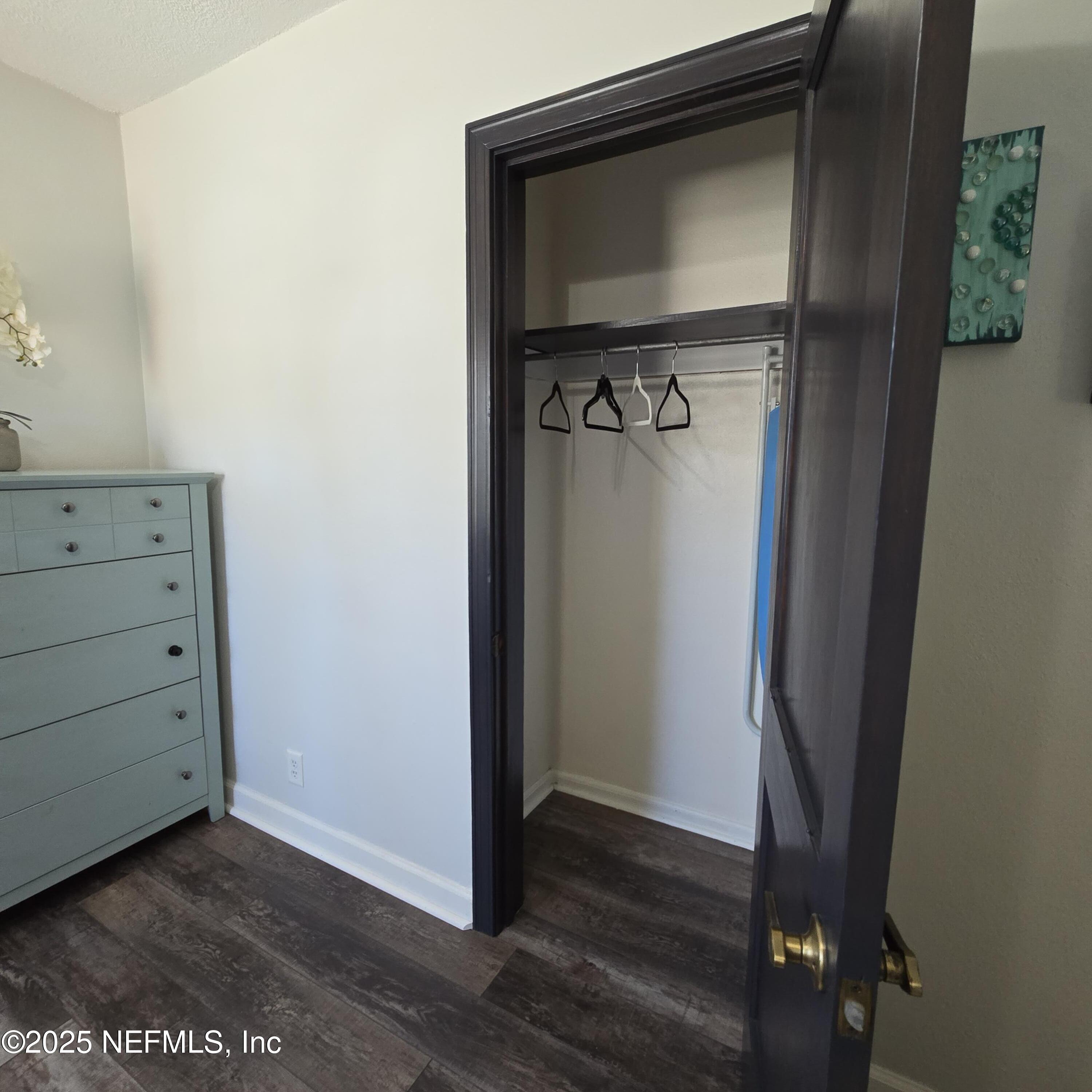 1228 Glen Laura Road Jacksonville, FL 32205 - Photo 20 of 40 a view of a walk in closet