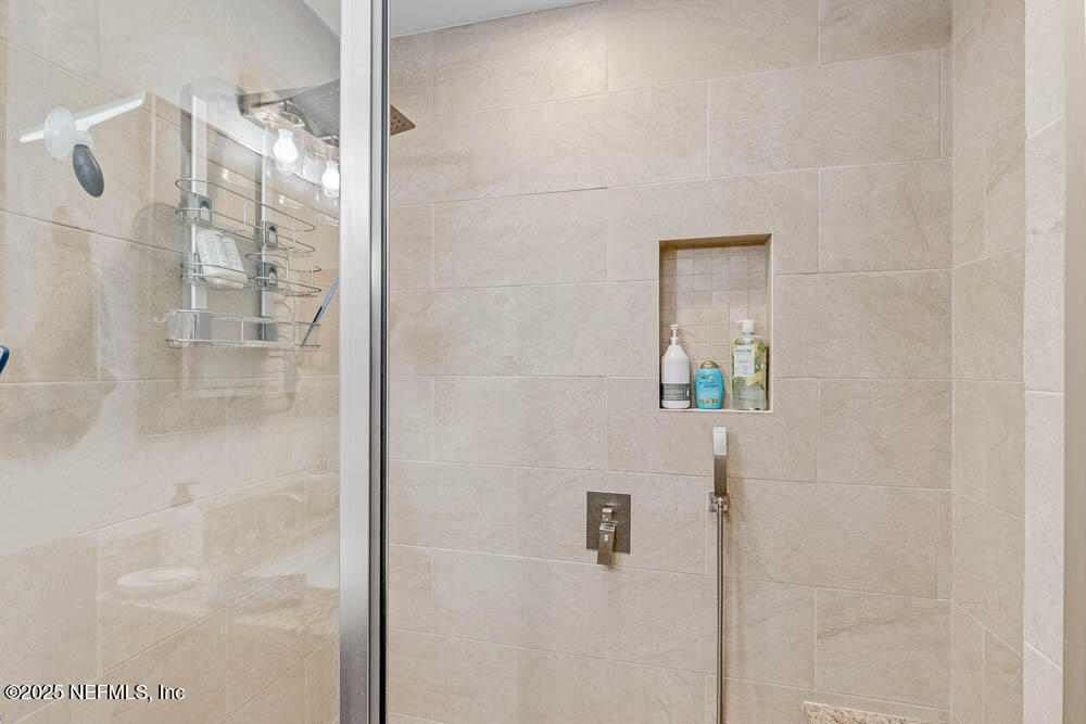 1228 Glen Laura Road Jacksonville, FL 32205 - Photo 10 of 40 a bathroom with a shower