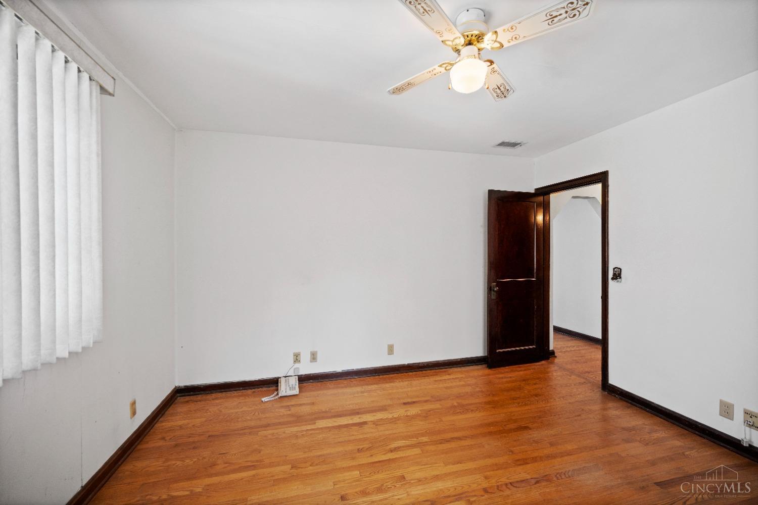 3831 Jessup Road Cincinnati, OH 45247 - Photo 15 of 30