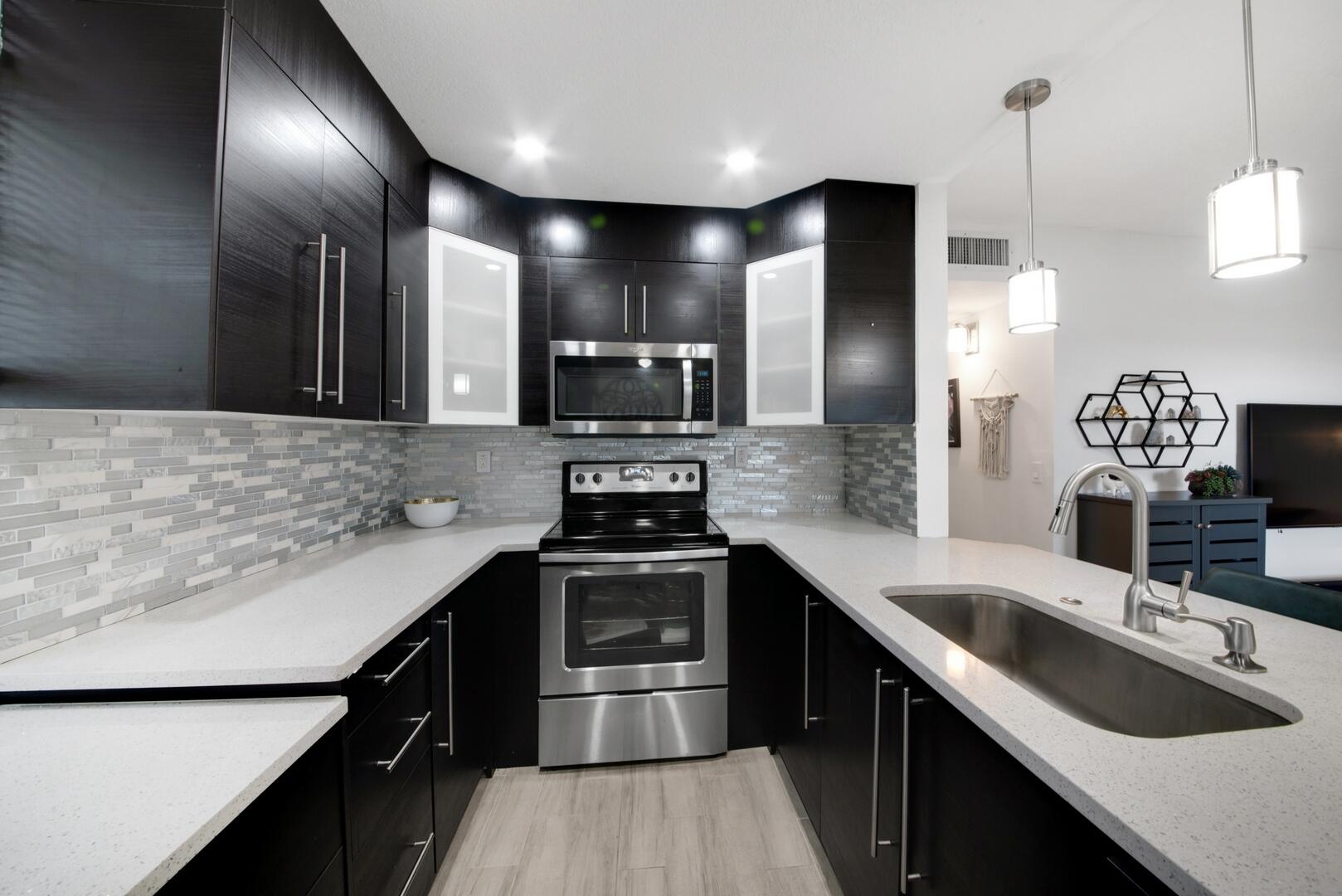 21 Normandy A Delray Beach, FL 33484 - Photo 4 of 32 kitchen