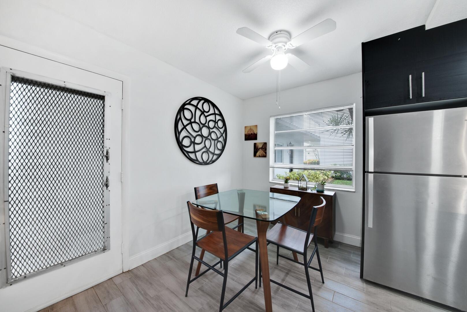 21 Normandy A Delray Beach, FL 33484 - Photo 10 of 32 dining