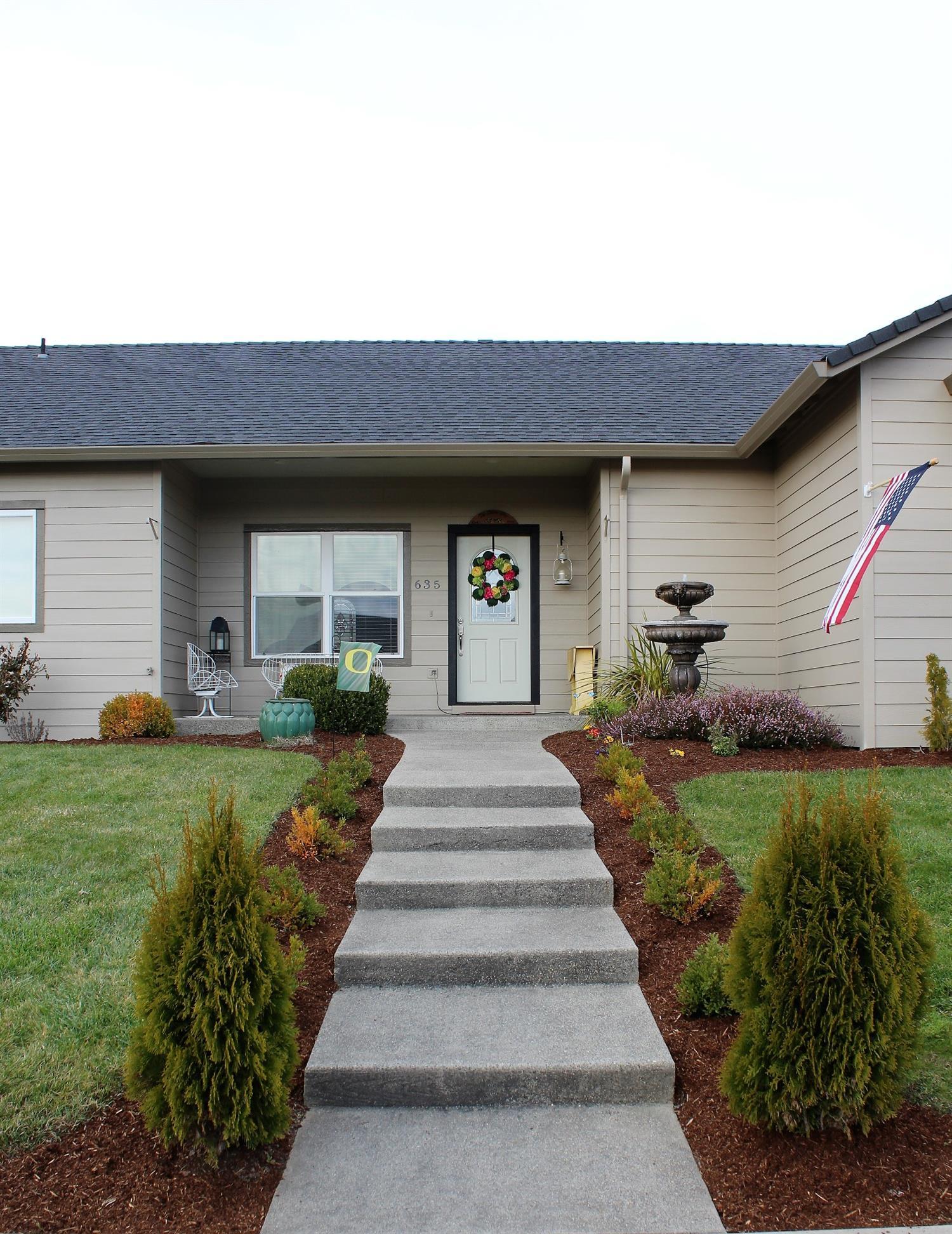 635 Barton Road Eagle Point, OR 97524 - Photo 3 of 23 Additional Photo