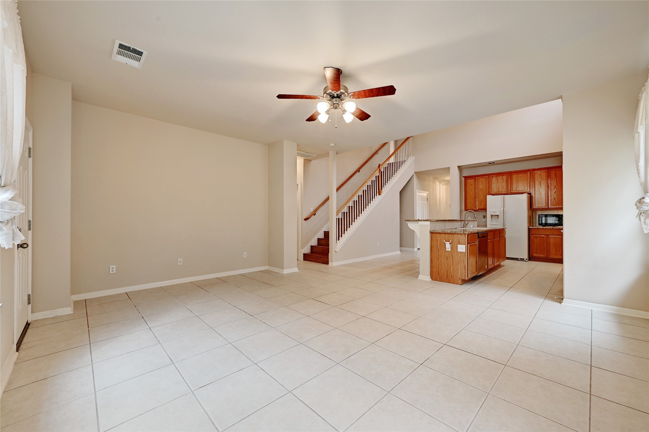 411 West St Elmo Road, Unit 34 Austin, TX 78745 - Photo 5 of 34