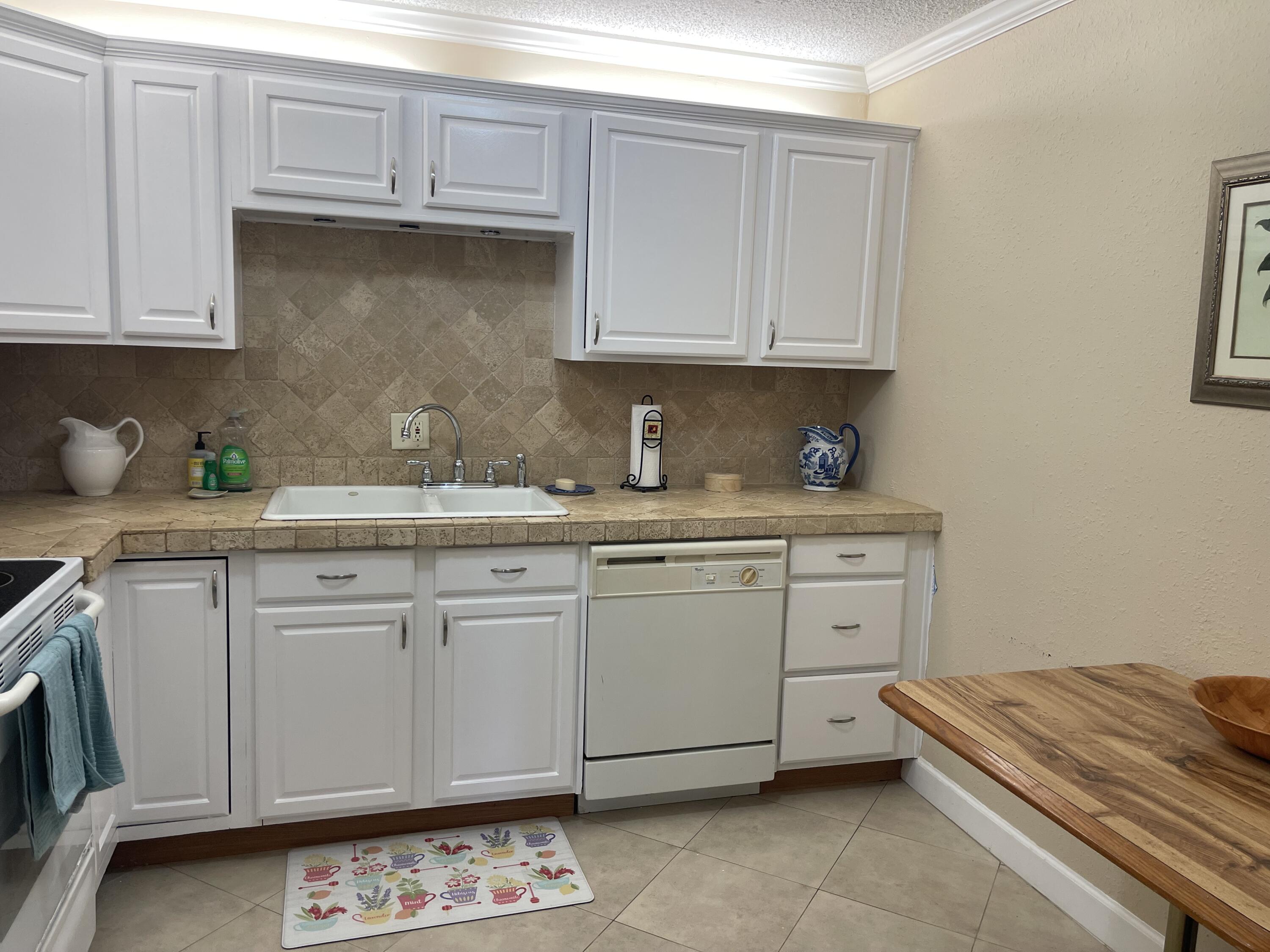 22765 Southwest 66th Avenue, Unit 101 Boca Raton, FL 33428 - Photo 12 of 35 IMG_1986 (1)