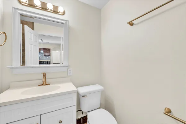 $1,700 | 170 Interstate Drive, Buda, TX 78610