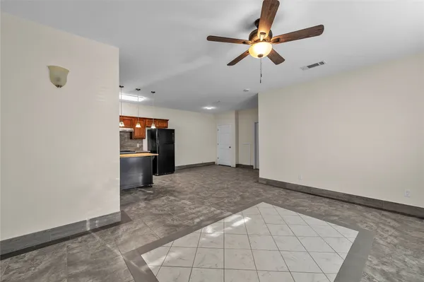 $1,700 | 170 Interstate Drive, Buda, TX 78610