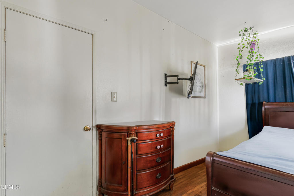 462 North M Street Oxnard, CA 93030 - Photo 11 of 28