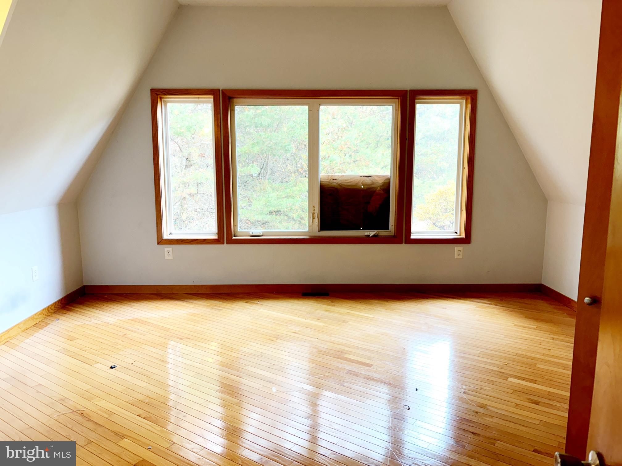 822 Deacon Road Hainesport, NJ 08036 - Photo 5 of 32 Gallery Image 5