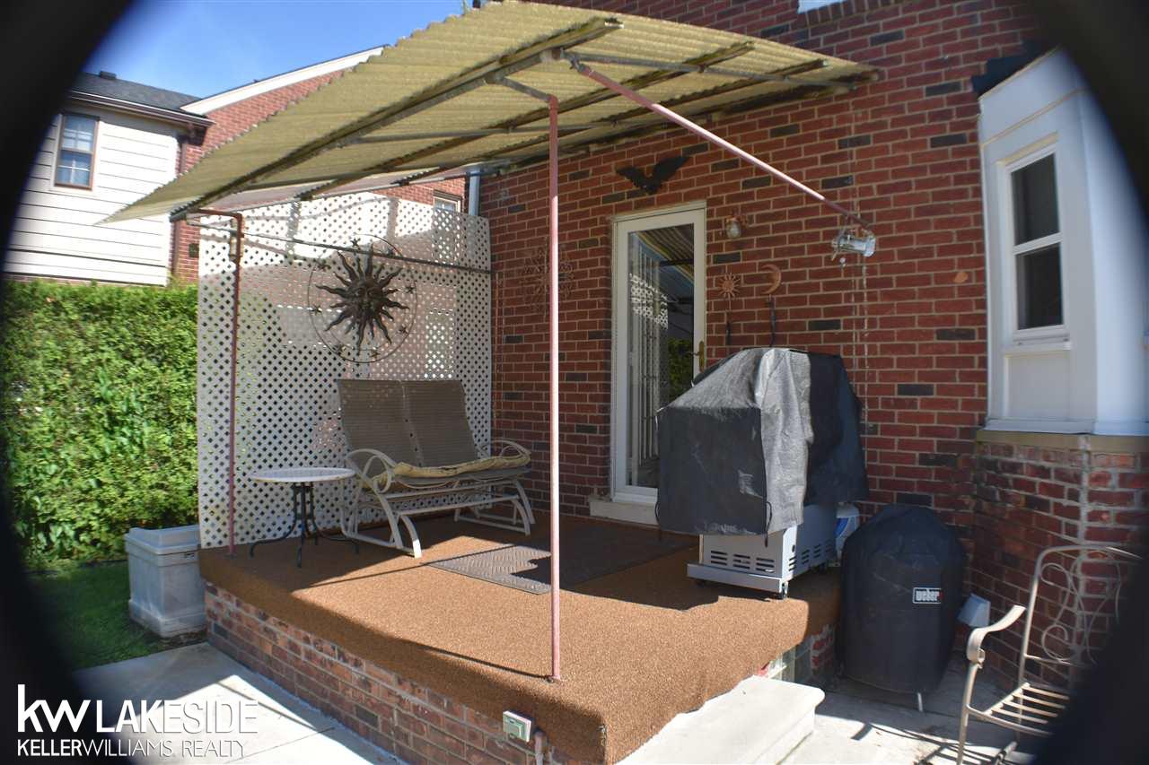 71 Vernier Road Grosse Pointe, MI 48236 - Photo 28 of 33 31383879-27.JPG