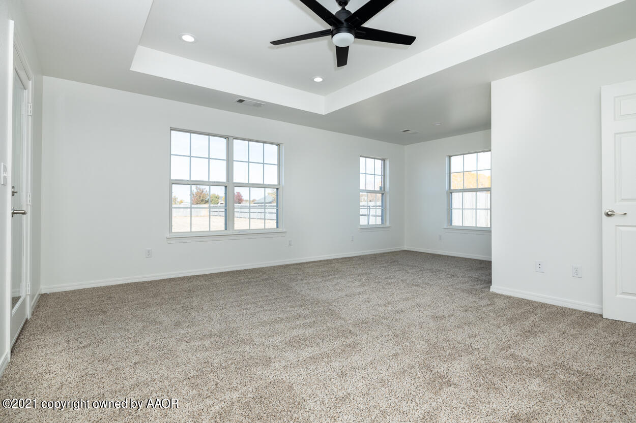 19500 Saddleback Road Amarillo, TX 79119 - Photo 17 of 41 Master Bedroom