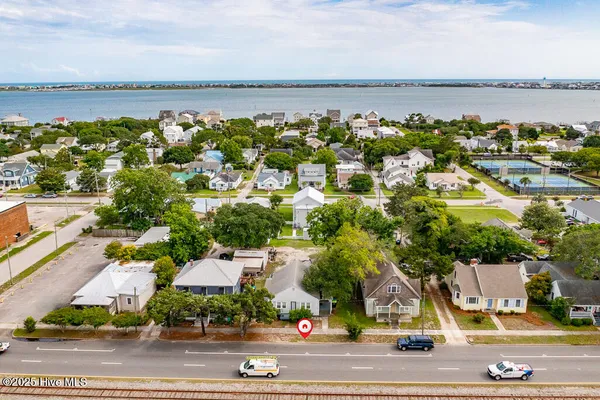 $450,000 | 1407 Arendell Street, Morehead City, NC 28557