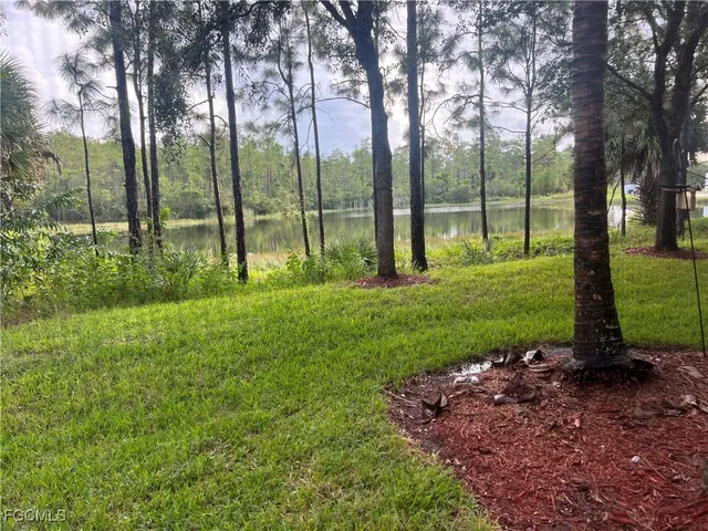 a view of a backyard with garden
