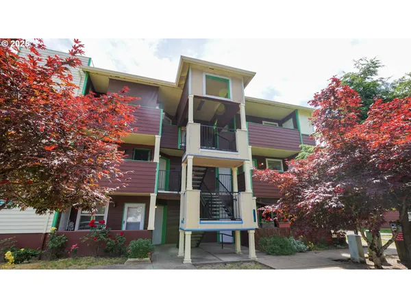 $129,900 | 9234 Southeast Division Street, Unit 110, Portland, OR 97266