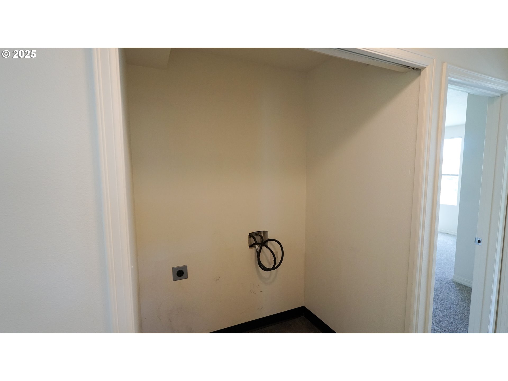 9234 Southeast Division Street, Unit 110 Portland, OR 97266 - Photo 16 of 27