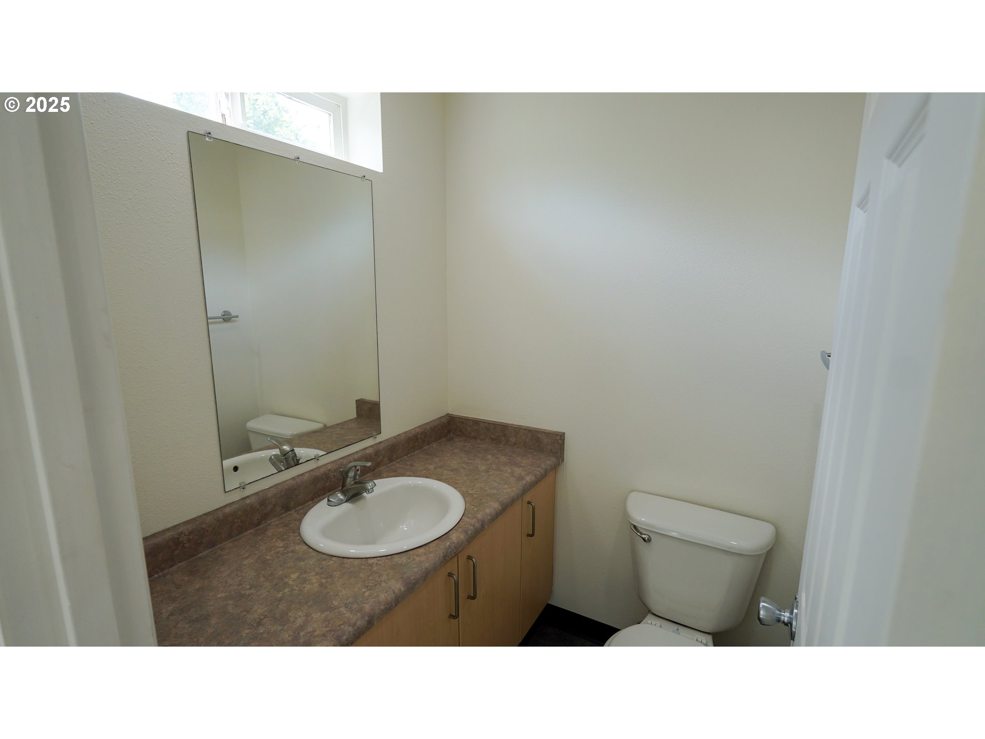 9234 Southeast Division Street, Unit 110 Portland, OR 97266 - Photo 20 of 27