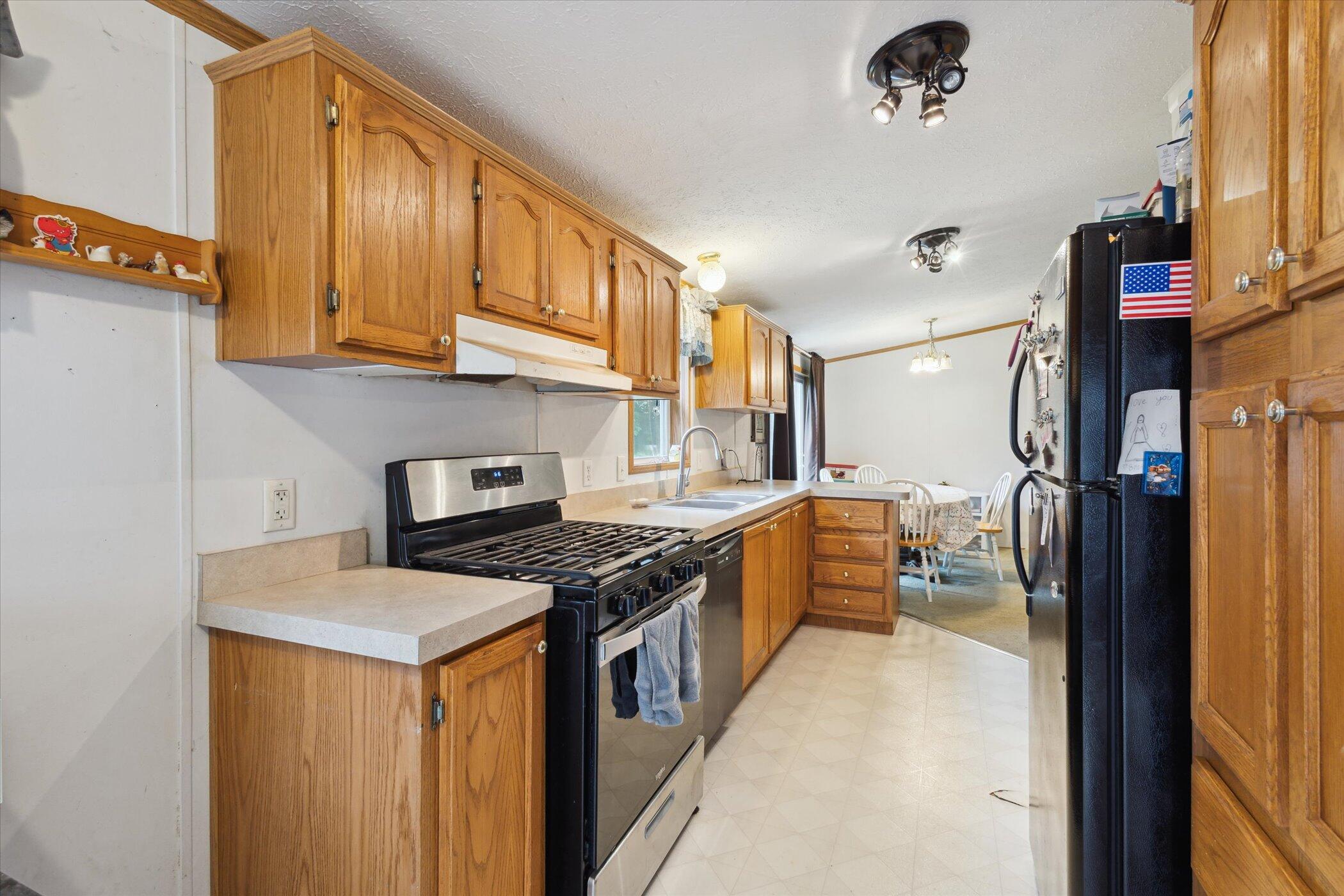 7100 Tripp Road Horton, MI 49246 - Photo 15 of 51 13-7100-Tripp-Rd-Horton-MI-49246-WindowS