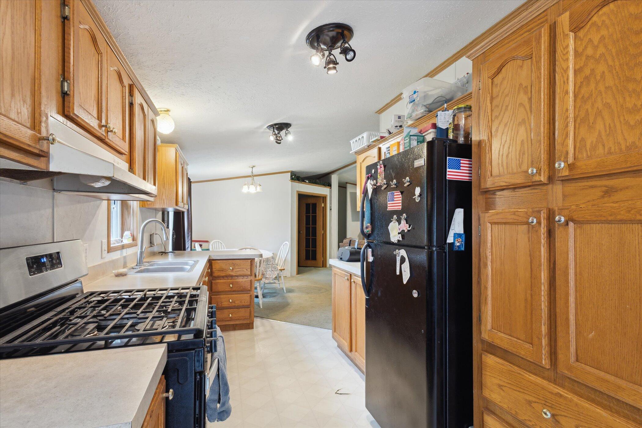 7100 Tripp Road Horton, MI 49246 - Photo 17 of 51 15-7100-Tripp-Rd-Horton-MI-49246-WindowS