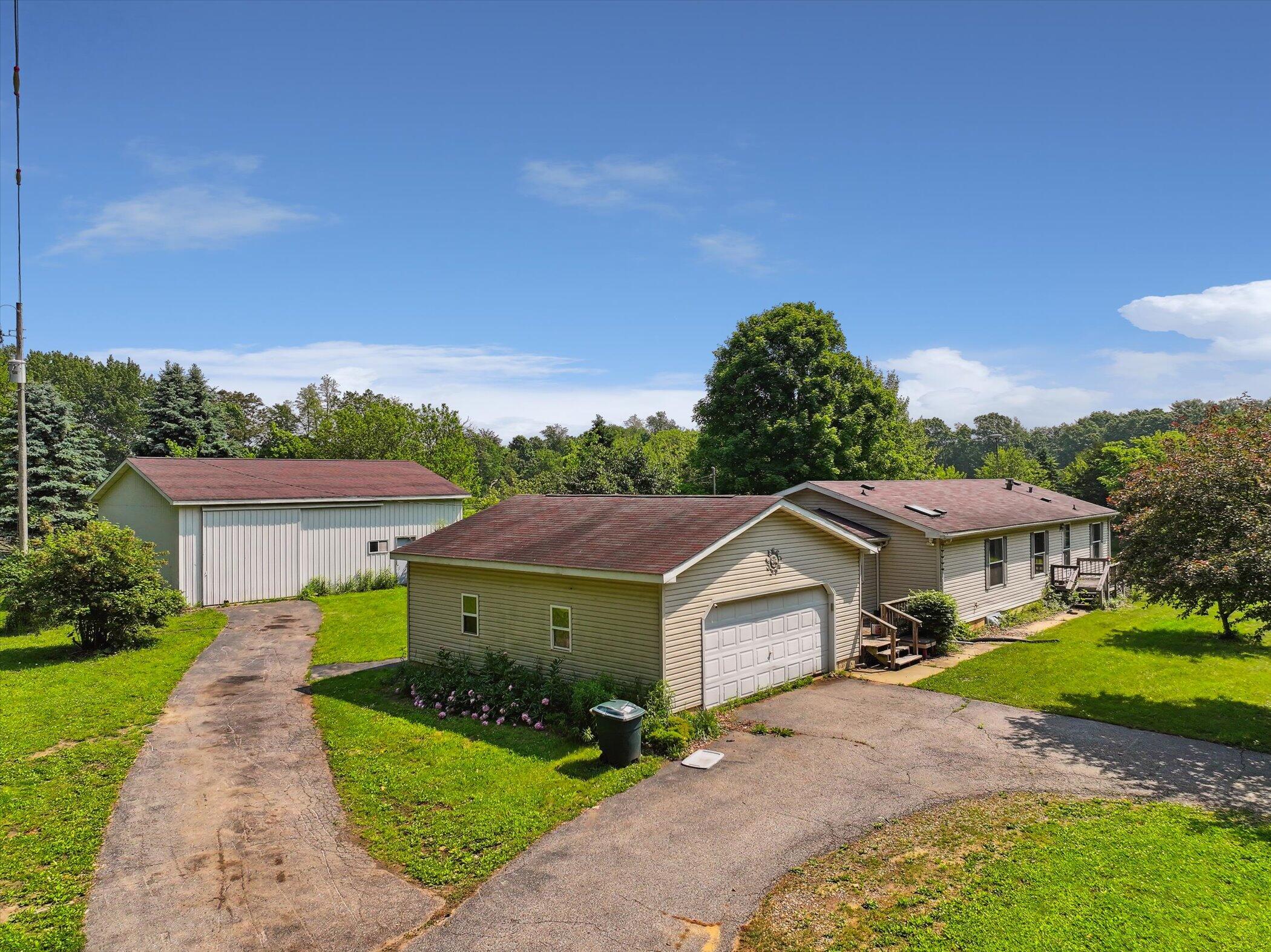7100 Tripp Road Horton, MI 49246 - Photo 4 of 51 1000031403