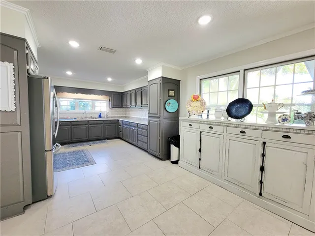 $374,000 | 914 Barkley Street, Waycross, GA 31501