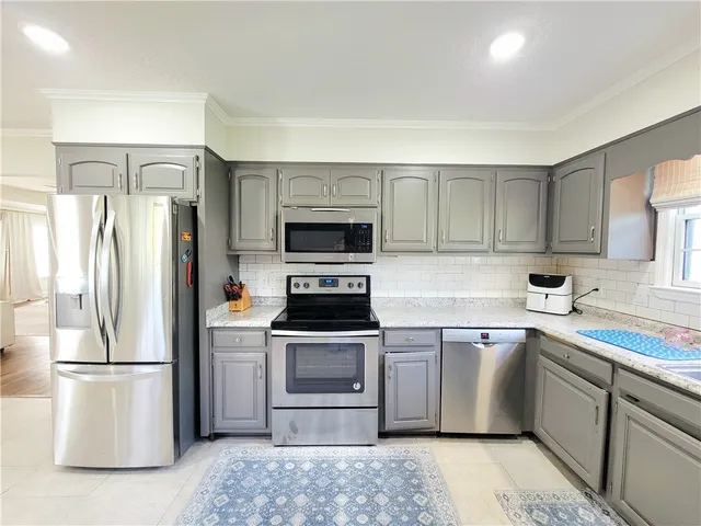 $374,000 | 914 Barkley Street, Waycross, GA 31501