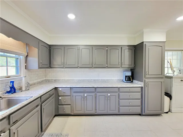 $374,000 | 914 Barkley Street, Waycross, GA 31501