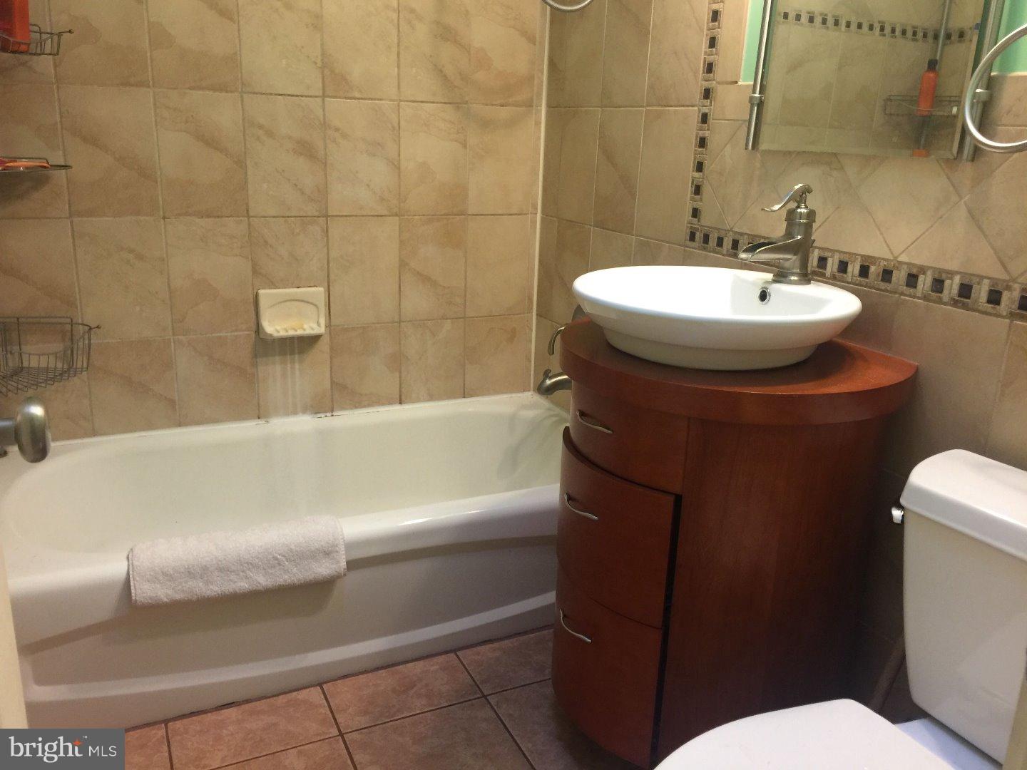 12242 Rambler Road Philadelphia, PA 19154 - Photo 8 of 15