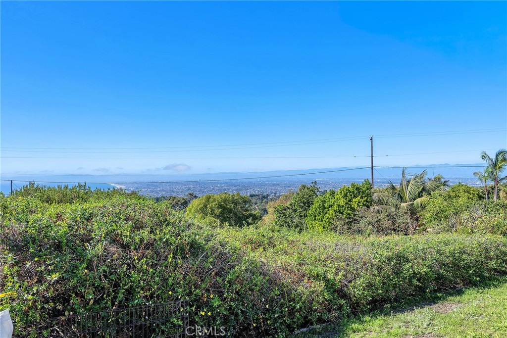 5417 Bayridge Road Rancho Palos Verdes, CA 90275 - Photo 7 of 31 Gallery Image 7