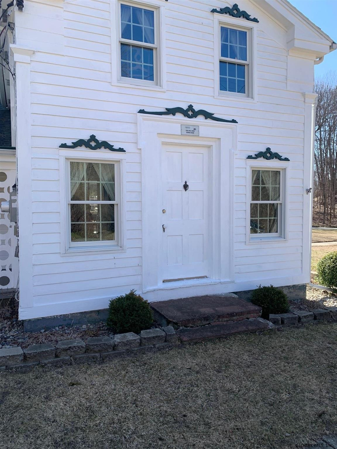 19 Vischer Ferry Road Rexford, NY 12148 - Photo 1 of 5 Photo 1