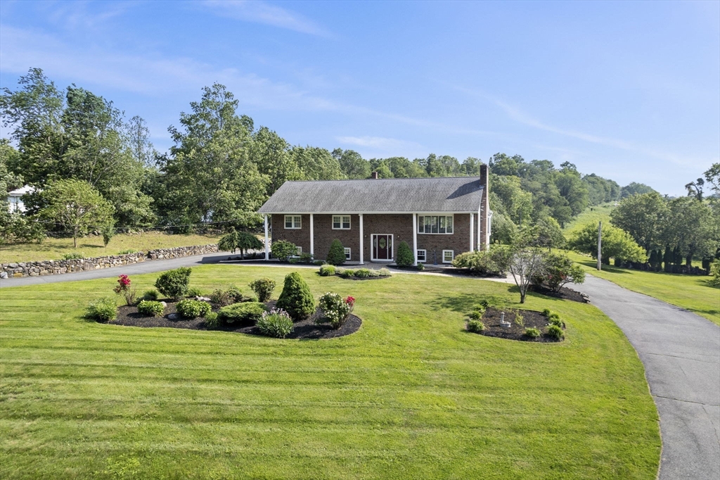 95 Salem Road Topsfield, MA 01983 - Photo 2 of 28