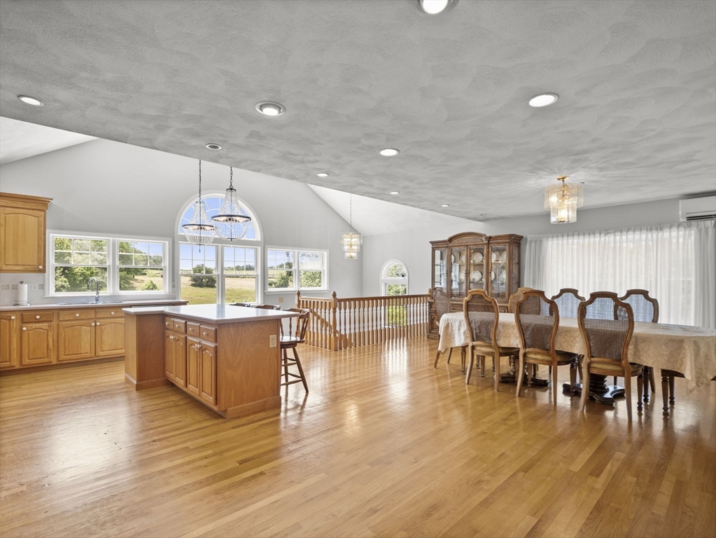 95 Salem Road Topsfield, MA 01983 - Photo 6 of 28