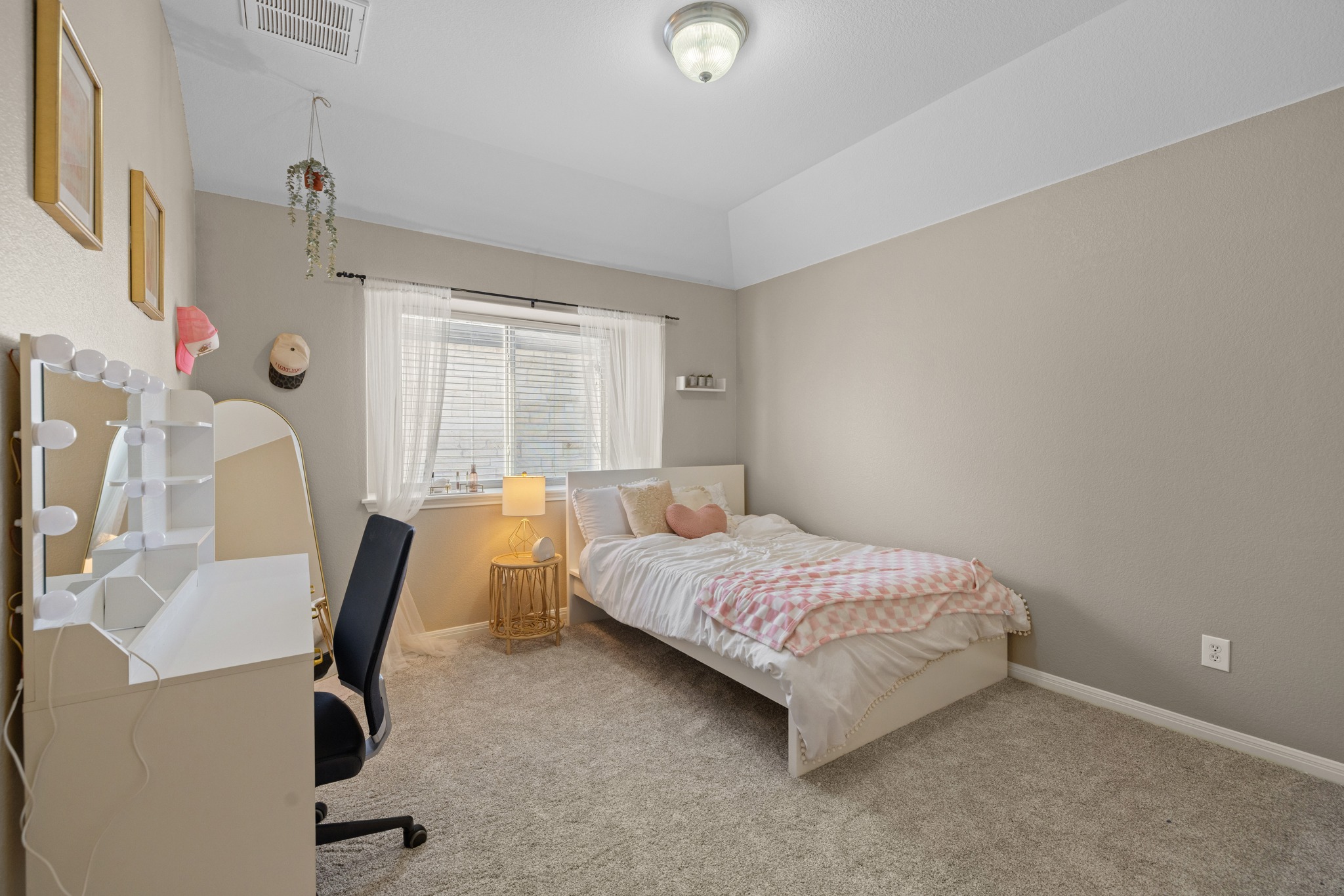 222 Sycamore Street Georgetown, TX 78633 - Photo 23 of 32