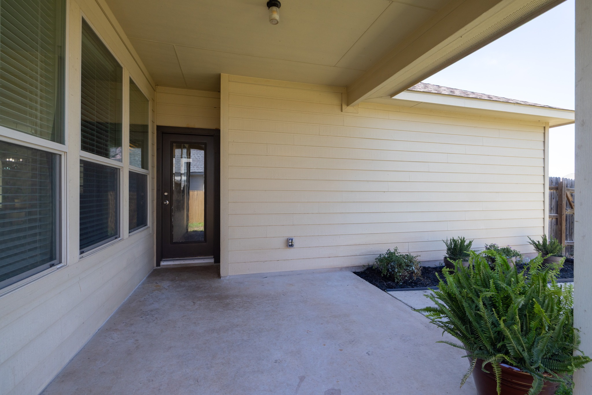 222 Sycamore Street Georgetown, TX 78633 - Photo 28 of 32