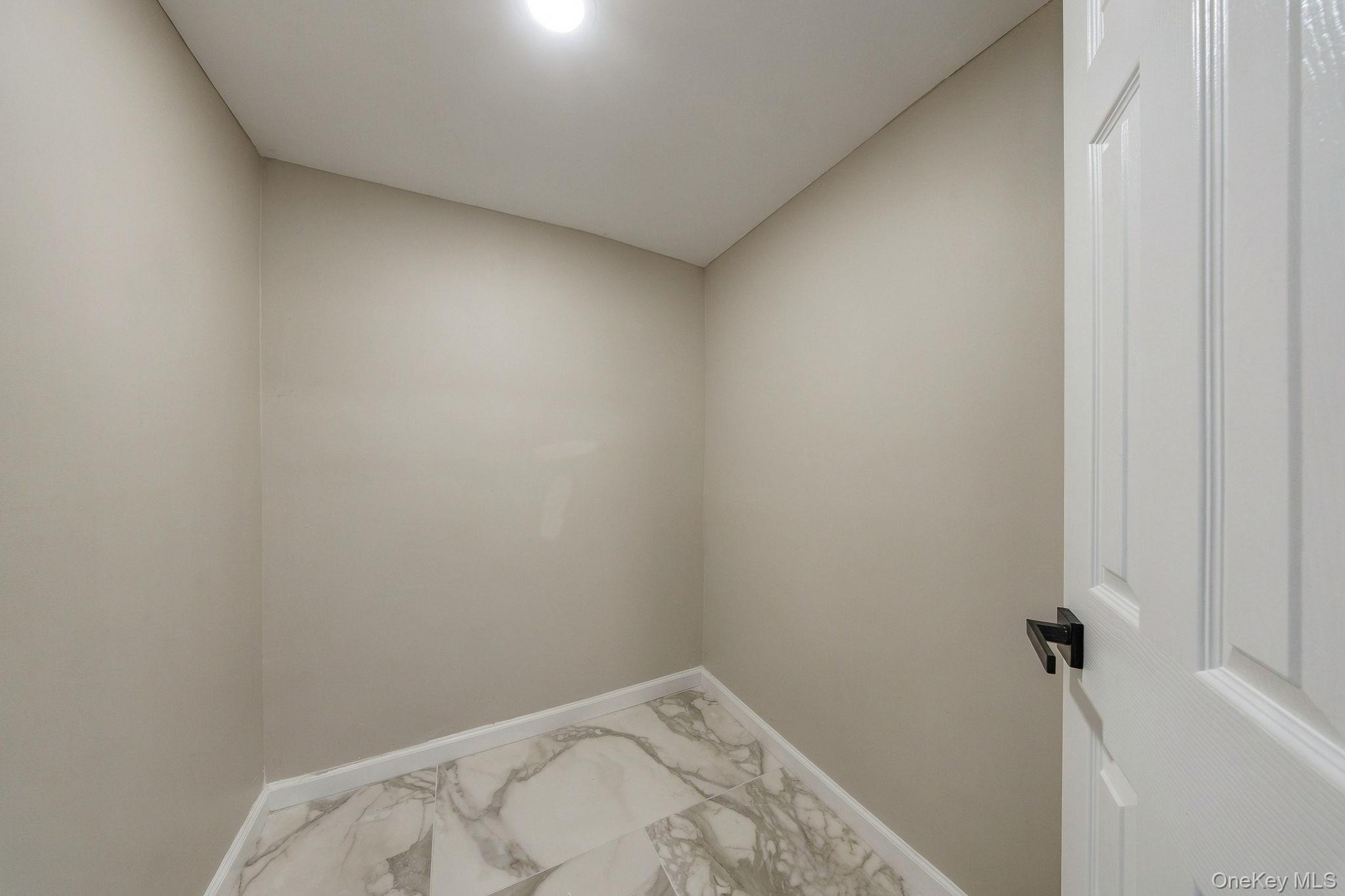 24 Edinburgh Road Middletown, NY 10941 - Photo 29 of 41 Gallery Image 29