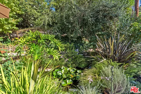 $1,999,999 | 3339 Bennett Drive, Los Angeles, CA 90068