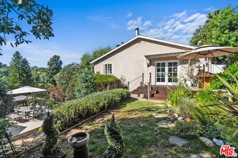 $1,999,999 | 3339 Bennett Drive, Los Angeles, CA 90068