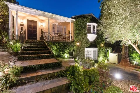 $1,999,999 | 3339 Bennett Drive, Los Angeles, CA 90068