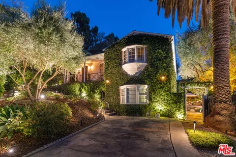 $1,999,999 | 3339 Bennett Drive, Los Angeles, CA 90068