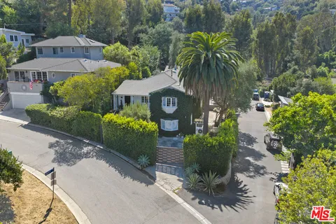 $1,999,999 | 3339 Bennett Drive, Los Angeles, CA 90068