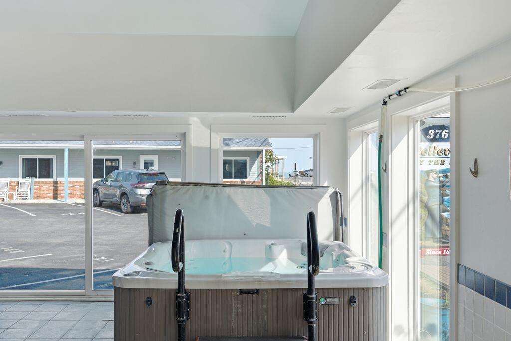376 Mile Road, Unit 202 Wells, ME 04090 - Photo 30 of 50 Hot Tub