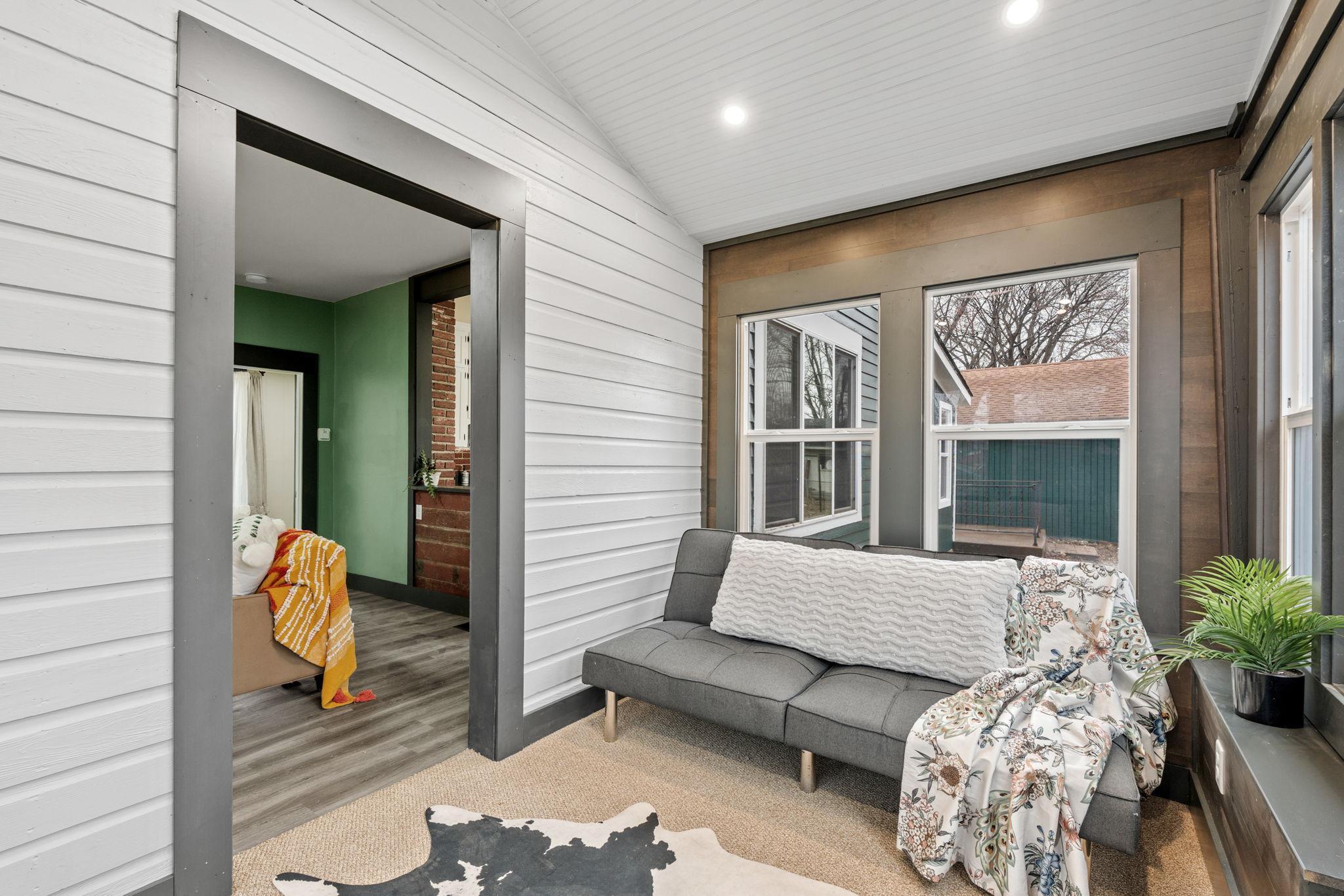 1562 David Street St. Paul, MN 55119 - Photo 4 of 48