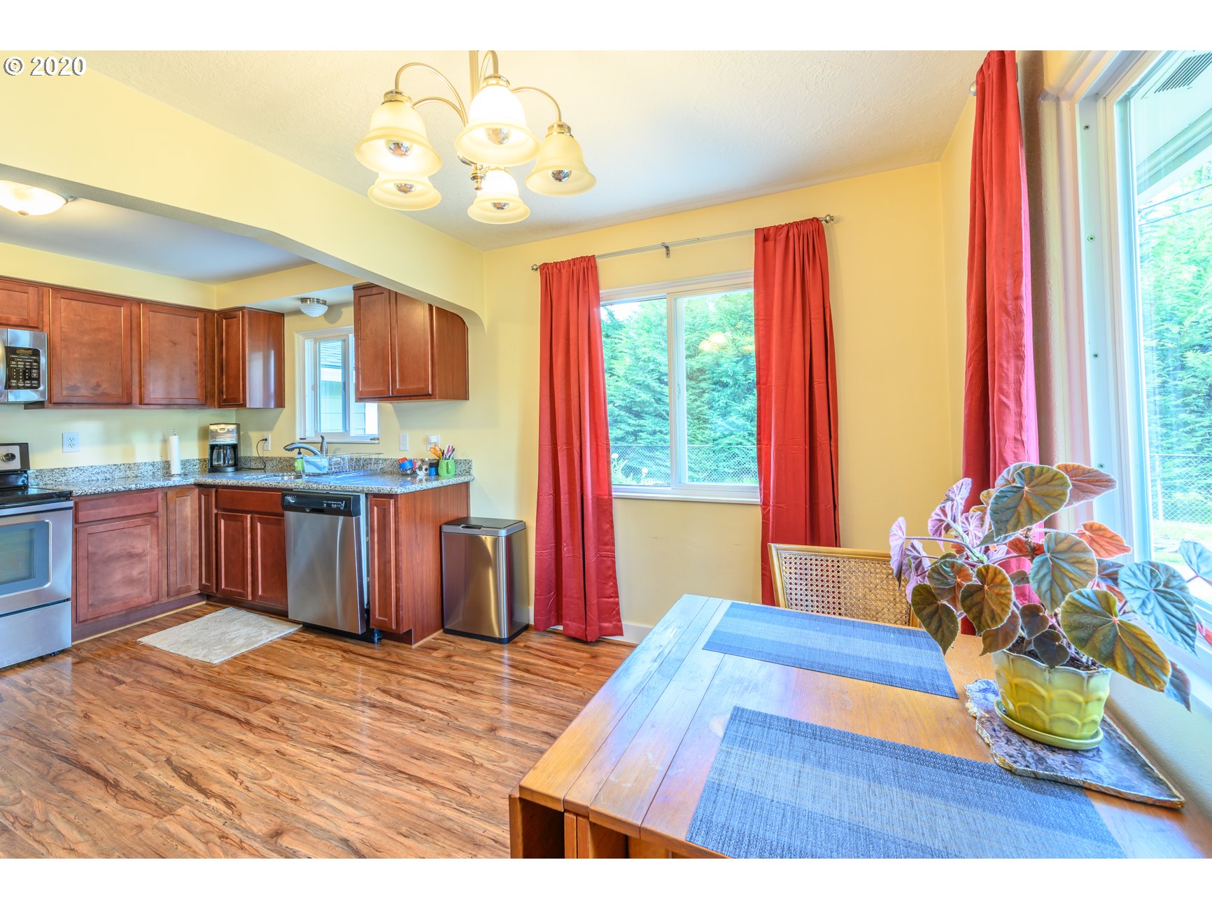 1808 Filbert Street Forest Grove, OR 97116 - Photo 13 of 32 Gallery Image 13