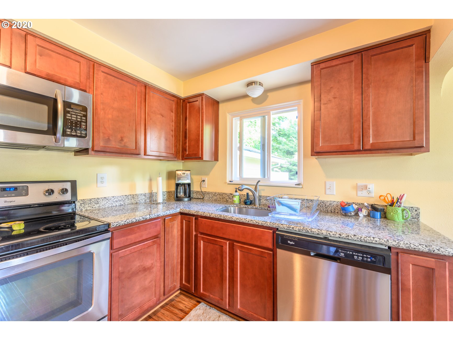 1808 Filbert Street Forest Grove, OR 97116 - Photo 14 of 32 Gallery Image 14